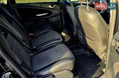 Минивэн Ford S-Max 2013 в 