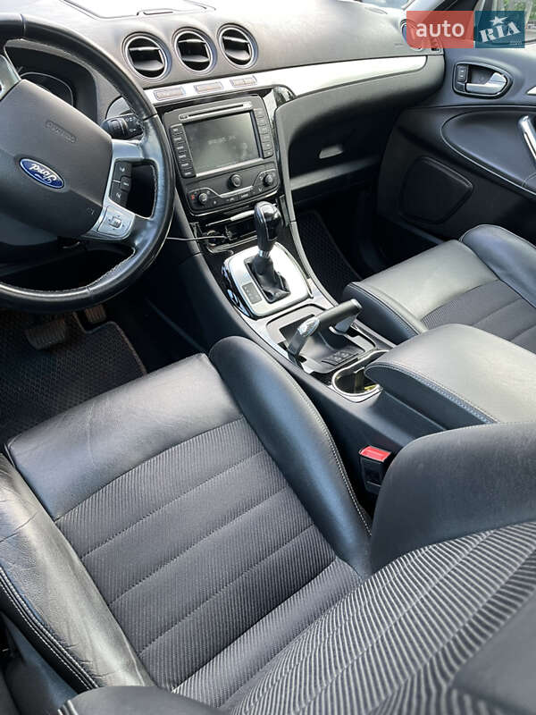 Мінівен Ford S-Max 2014 в Києві