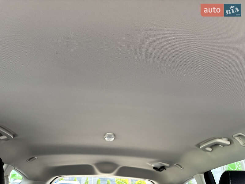 Минивэн Ford S-Max 2017 в Житомире