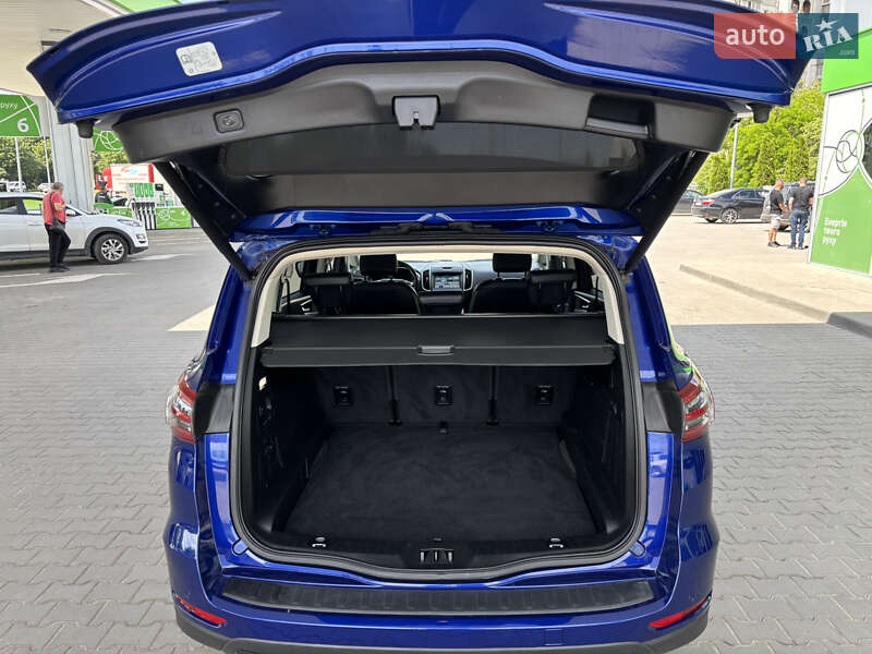 Минивэн Ford S-Max 2017 в Житомире