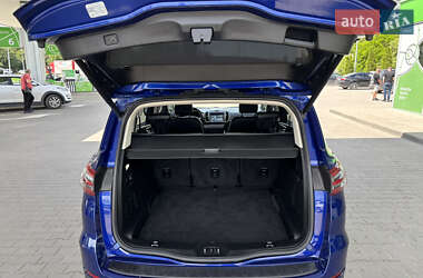 Минивэн Ford S-Max 2017 в 
