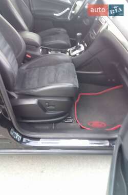 Минивэн Ford S-Max 2012 в 