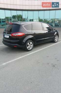Минивэн Ford S-Max 2012 в 
