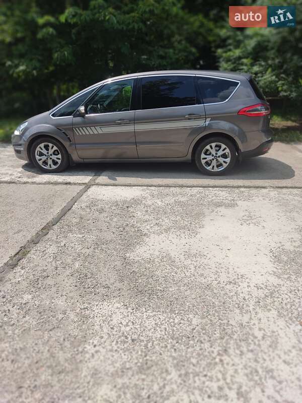 Минивэн Ford S-Max 2014 в Желтых Водах