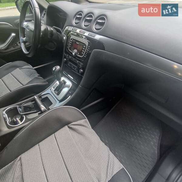 Минивэн Ford S-Max 2014 в Желтых Водах