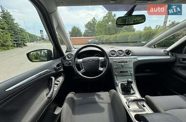 Мінівен Ford S-Max 2006 в 
