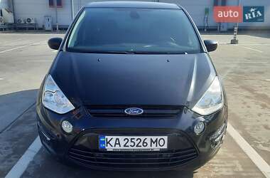 Минивэн Ford S-Max 2013 в 