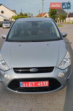 Мінівен Ford S-Max 2012 в 