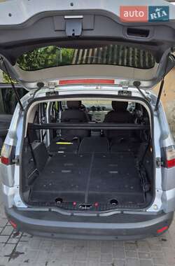 Минивэн Ford S-Max 2007 в 