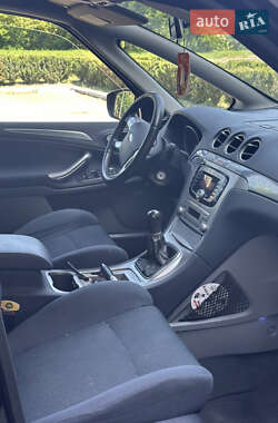 Минивэн Ford S-Max 2007 в 