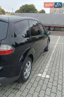 Минивэн Ford S-Max 2007 в 