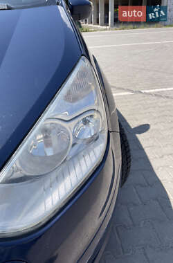 Минивэн Ford S-Max 2009 в 
