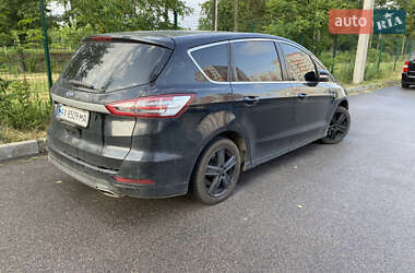 Минивэн Ford S-Max 2015 в 