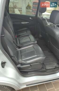 Минивэн Ford S-Max 2011 в 
