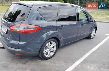 Минивэн Ford S-Max 2013 в 