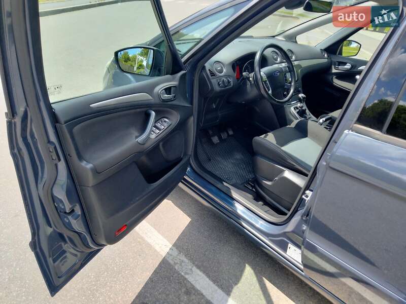 Минивэн Ford S-Max 2013 в Виннице
