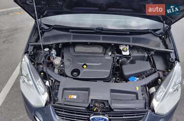 Минивэн Ford S-Max 2013 в 