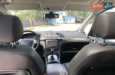 Минивэн Ford S-Max 2013 в 
