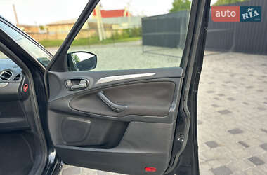 Мінівен Ford S-Max 2012 в 
