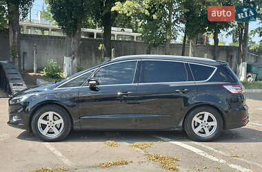 Минивэн Ford S-Max 2015 в 