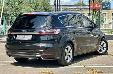 Минивэн Ford S-Max 2015 в 