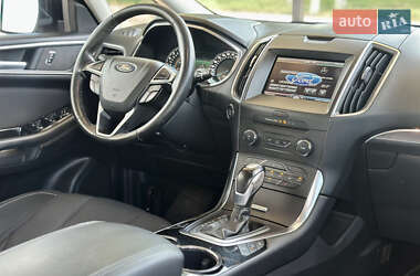 Минивэн Ford S-Max 2015 в 