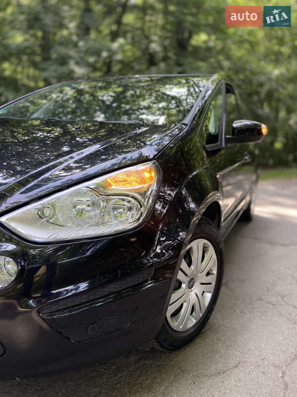Минивэн Ford S-Max 2011 в Виннице