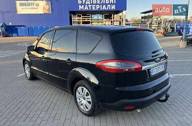 Минивэн Ford S-Max 2011 в 