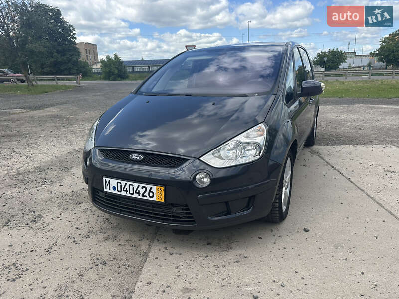 Ford S-Max 2010