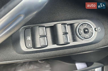 Мінівен Ford S-Max 2010 в 