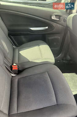 Мінівен Ford S-Max 2010 в 