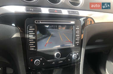 Минивэн Ford S-Max 2013 в 