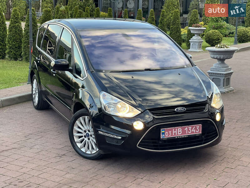Минивэн Ford S-Max 2011 в Стрые