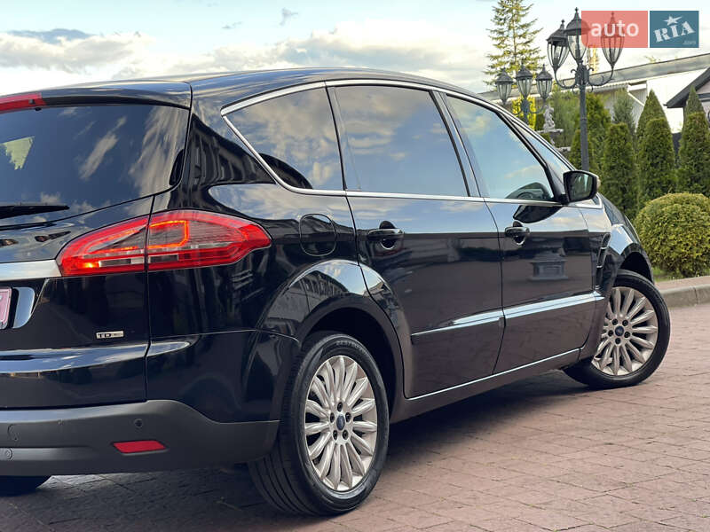 Минивэн Ford S-Max 2011 в Стрые