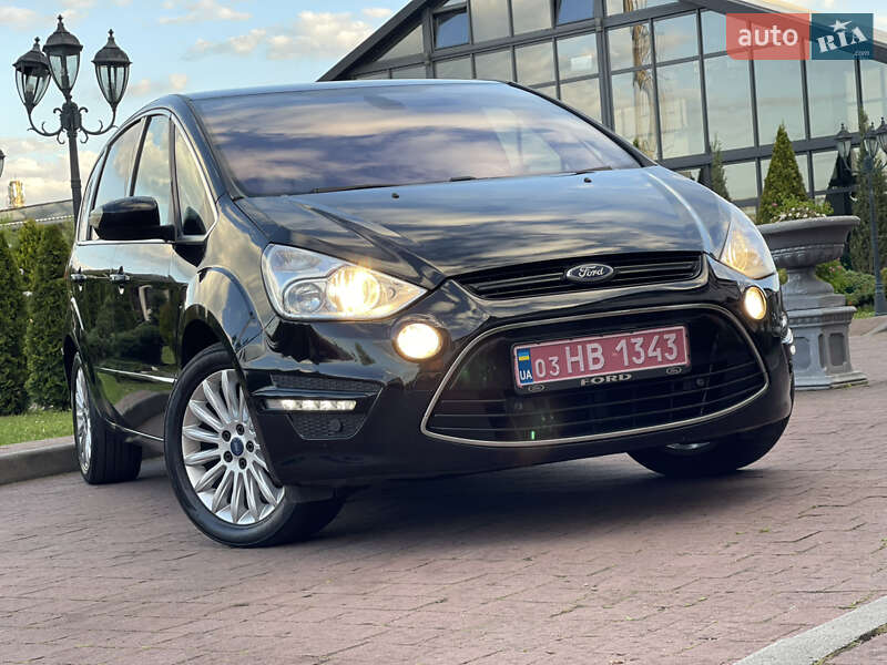 Минивэн Ford S-Max 2011 в Стрые