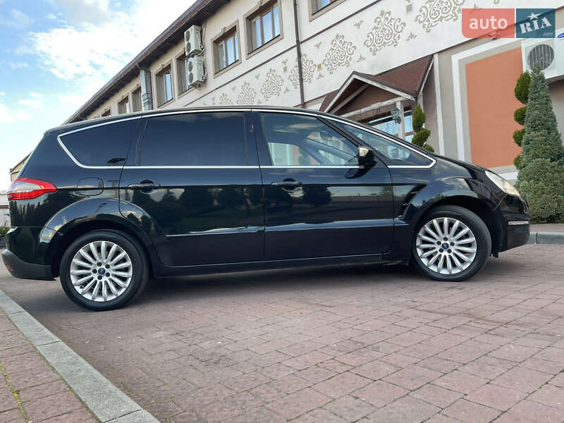 Минивэн Ford S-Max 2011 в Стрые