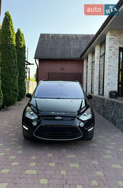 Минивэн Ford S-Max 2011 в 