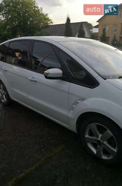 Минивэн Ford S-Max 2009 в 