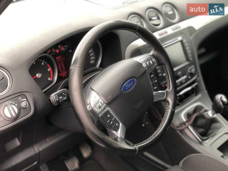 Минивэн Ford S-Max 2011 в Ковеле