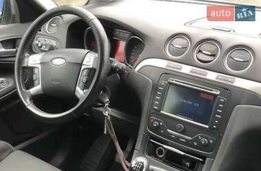 Минивэн Ford S-Max 2011 в 