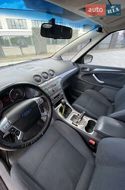 Минивэн Ford S-Max 2007 в 
