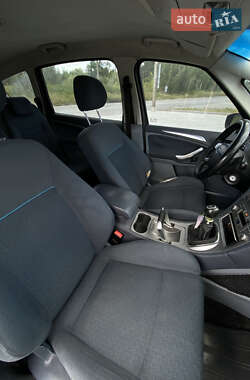 Минивэн Ford S-Max 2007 в 