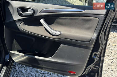 Минивэн Ford S-Max 2011 в 
