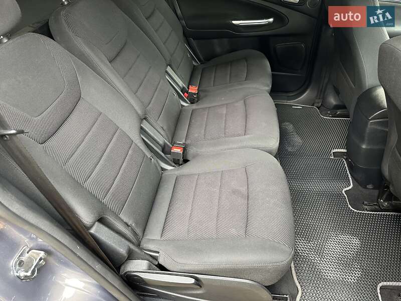 Минивэн Ford S-Max 2013 в Киеве