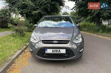 Минивэн Ford S-Max 2013 в 