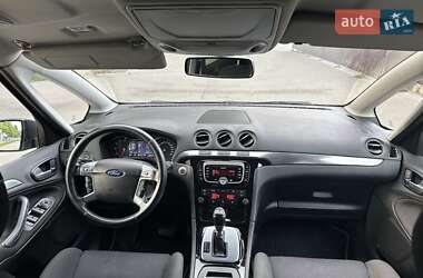 Минивэн Ford S-Max 2013 в 