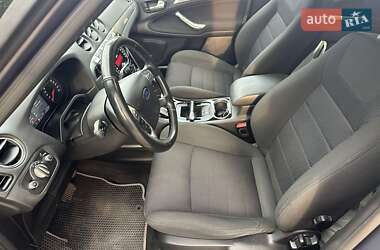 Минивэн Ford S-Max 2013 в 