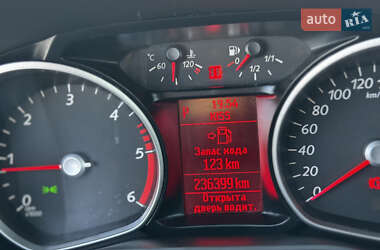 Мінівен Ford S-Max 2014 в 