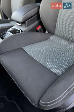 Мінівен Ford S-Max 2014 в 