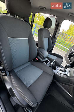 Мінівен Ford S-Max 2014 в 